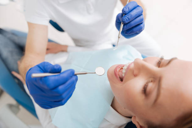Emergency Dental Services in Cumberland, IN
